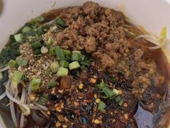 -重庆小面·抄手(解放碑好吃街店)