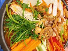 -青瓦餐厅·生鱼片·韩园烤肉(西塔店)