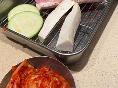 -蚂蚁洞·烤肉大营地(上海静安大悦城店)
