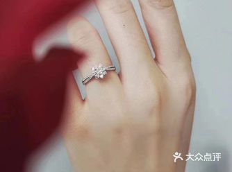 一定要和照顾自己情绪的人在一起