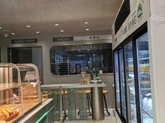 面包甜点陈列柜-仟吉KenGee(江南万达店)