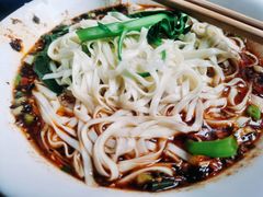 -黎氏老太婆小面馆(临华大厦店)