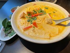 -大头虾越式风味餐厅(光明广场店)