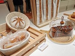 -潮一不贰·法式甜品·生日蛋糕·西式简餐(外滩店)