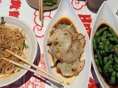 -肥肥虾庄·金牌油焖大虾(汉街SKP店)
