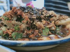 -拈签一笑黄牛肉辣卤串串