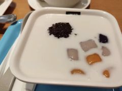 -满记甜品(岭南新天地店)