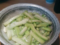 -蜜桃餐厅·伴山(绿宝广场店)