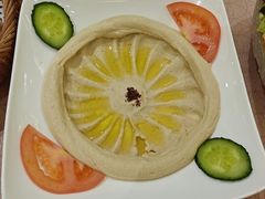 胡慕斯酱配饼-BRBR叙利亚餐厅(总店)