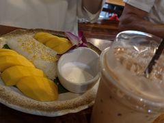 -Dang restaurant (patong phuket)