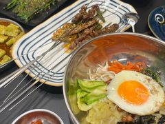 -许哥东北烧烤·铁丳烤串·宫后夹肉(繁花中心店)