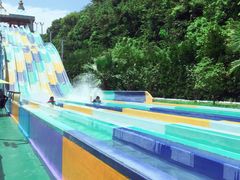 -平湖九龙山乐满地水上乐园