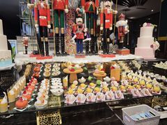 -三英温泉度假酒店-自助餐厅