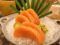 三文鱼刺身-满来寿喜烧(金虹桥店)
