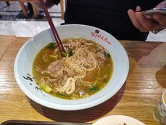 -哇蛙牛功夫面渝都料理(龙阳广场店)