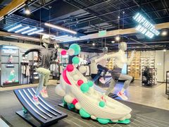 -UNDER ARMOUR(淮海755店)