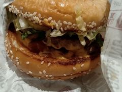 -The Habit Burger Grill 哈比特汉堡(爱琴海店)