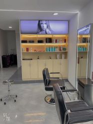 -Coo Hair salon