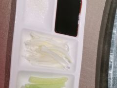-凤凰园烤鸭店·唐山菜·传承花椒肉(老唐丰路店)