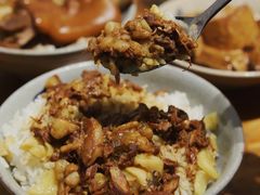-红猪卤肉饭(大西洋美食城店)