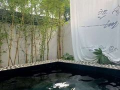 -悟空山宿陨石私汤温泉酒店(神舟大道地铁站店)