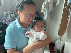 -鲸鱼妈妈月嫂/育婴师定制