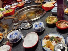 -醉董牛川派鲜肉自选火锅(烟台店)