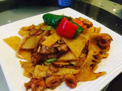 酸笋炒竹肠-美极鲜食坊(宝安南路店)