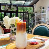 苍山边上这个庄园，有花，有下午茶 