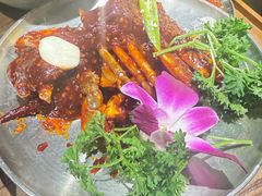 -明洞阿姨·韩式酱蟹烤肉·创意料理(方庄店)