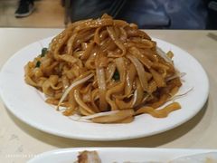 干炒牛河-玲又珑美食(盘福路店)
