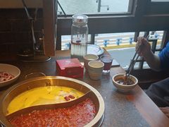 -小天鹅火锅·一线江景洪鼎旗舰店(洪崖洞店)