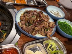 -明洞阿姨·韩式酱蟹烤肉·创意料理(三元桥店)