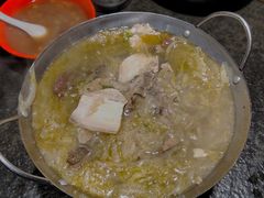 -靠山屯东北农家菜(八龙桥雅苑店)