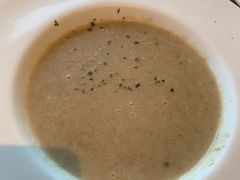 蘑菇奶油汤-新贝乐意大利餐厅(苏州中心店)