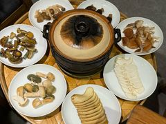 野菌炖鸡汤-一坐一忘云南菜(嘉里中心店)