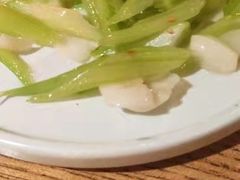 -吴越荣记苏州菜·松鼠桂鱼100%活鱼现做(斜塘老街店)