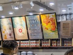 -桂桂茶(万嘉广场店)