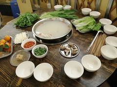 -巴山一绝烤全羊(三圣乡刘家花园店)