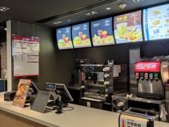 -麦当劳(民盈·国贸城店)