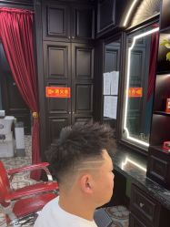 -豪帅男士理容馆