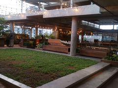 -ROAST coffee & eatery