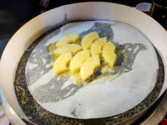 黄油烤菠萝-秦炉烤肉(财富中心店)