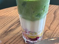 夹心椰菠果汁茶-Wagas沃歌斯(枫蓝国际店)