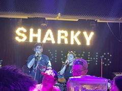 -鲨鱼美式餐厅酒吧Sharky
