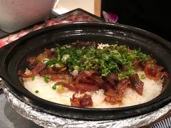招牌腊味煲仔饭（中份）-四季缤纷椰子鸡(雨花亭凯德广场店)
