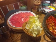 -巴卤社老火锅(财富店)