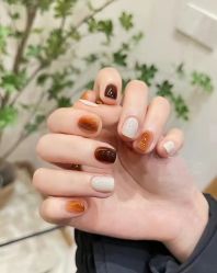 -悦指间美甲美睫