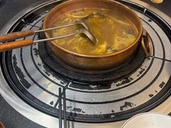 -阿山卓·野生菌火锅·纳西火塘烤肉