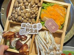 -廖掌柜·重庆鲜货火锅(上海首店)